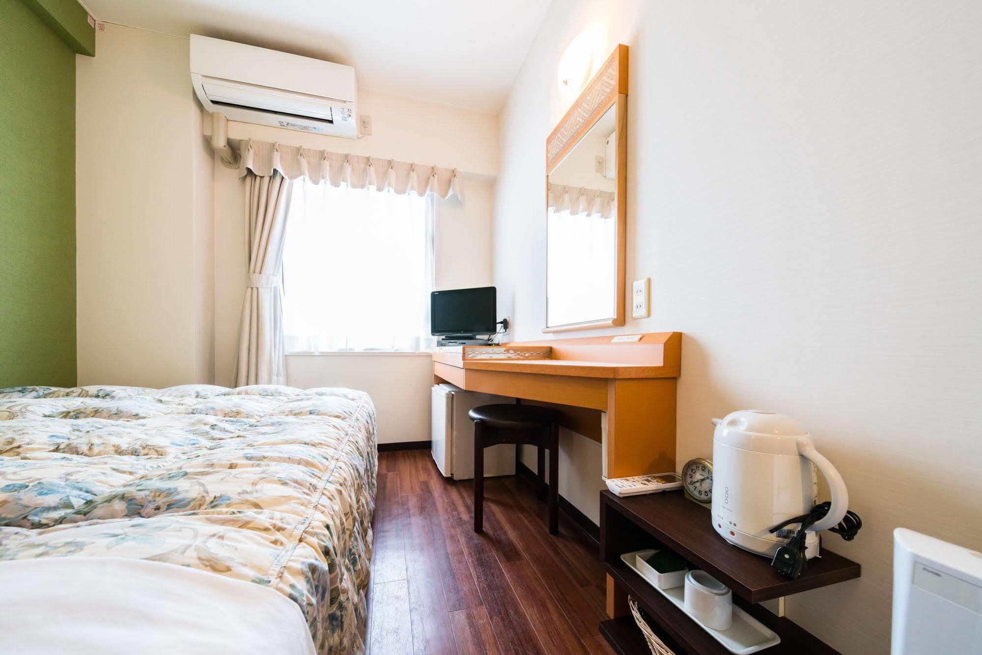 Super Hotel Ishigakijima Ishigaki  Экстерьер фото