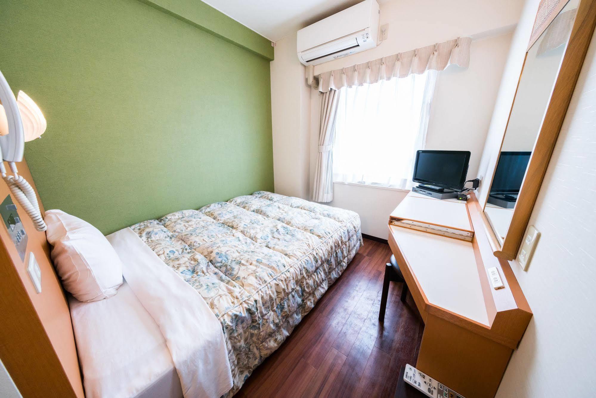 Super Hotel Ishigakijima Ishigaki  Экстерьер фото
